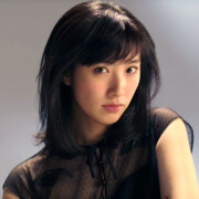 女優・モデル 中田クルミ氏