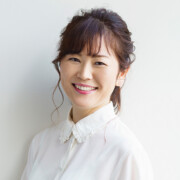 シンガーソングライター 玉城 千春氏