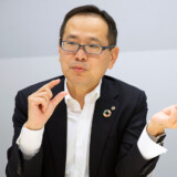松本 彰氏